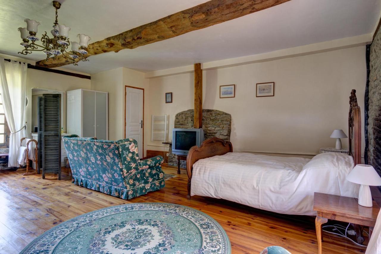 Bed and Breakfast Le Grand Pont à Estry Extérieur photo